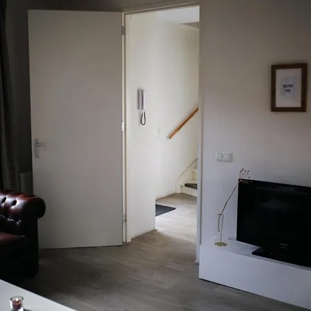 Locals Katwijk Apartment