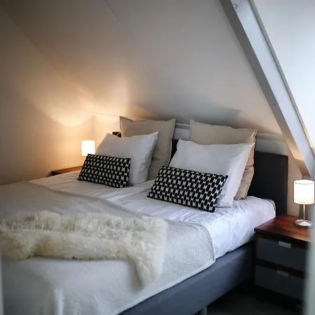 Locals Katwijk Apartment *