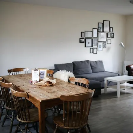 Locals Katwijk Apartment *